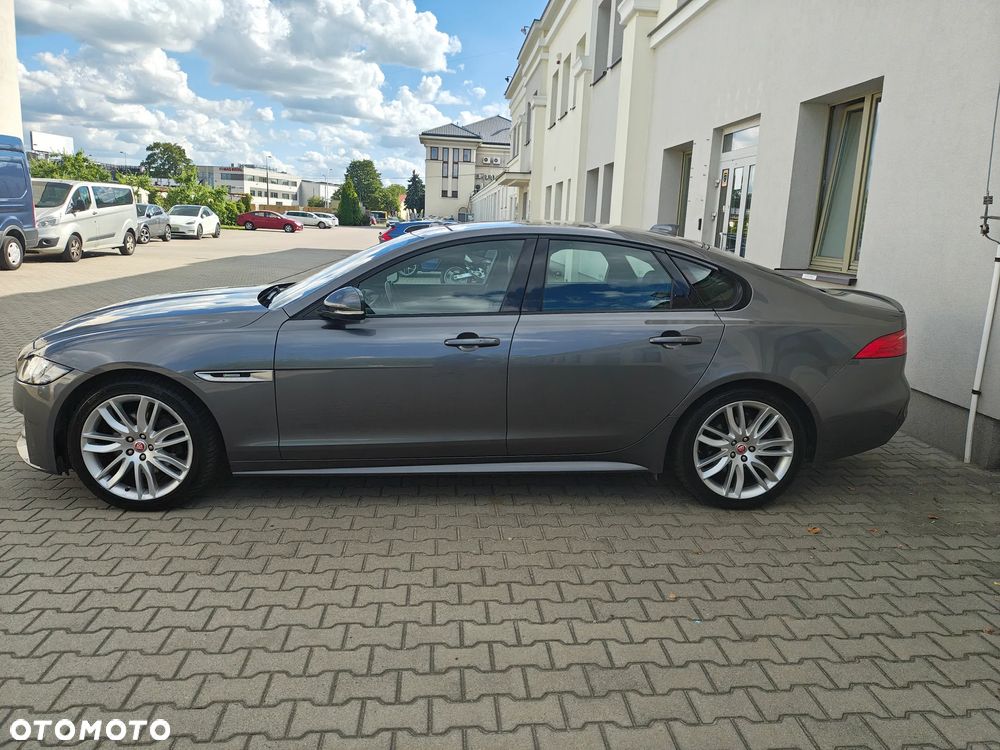 Jaguar XF 20d AWD R-Sport - 5