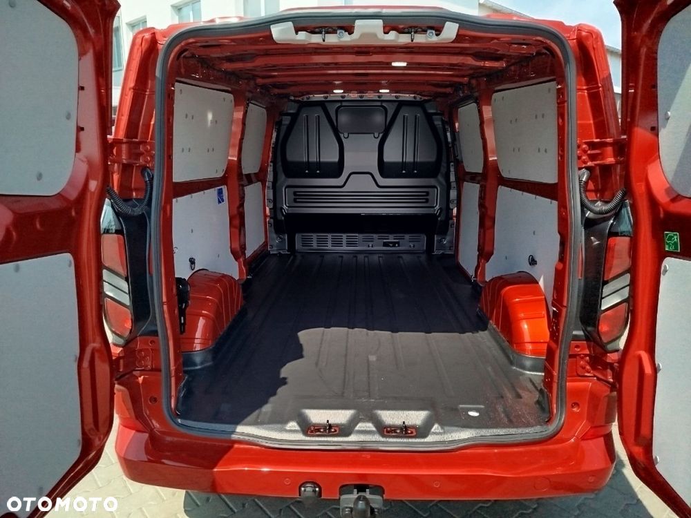 Ford Transit Custom - 12