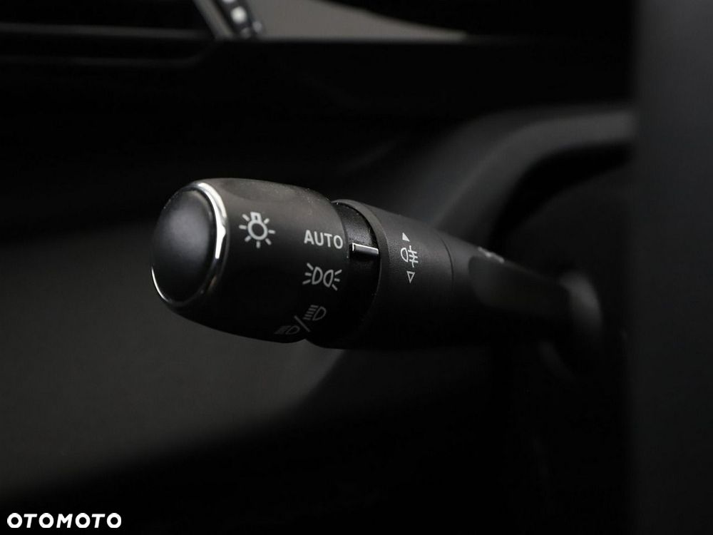 Peugeot 308 1.2 PureTech Active Pack S&S EAT8 - 37
