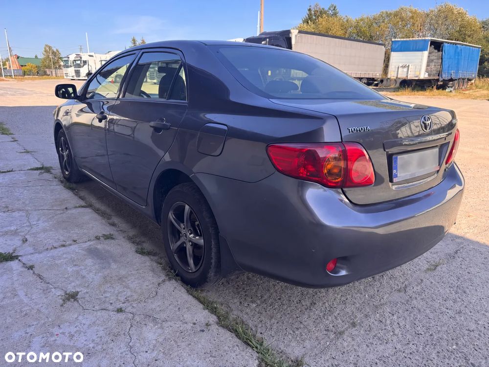 Toyota Corolla 1.4 D-4D Terra - 4