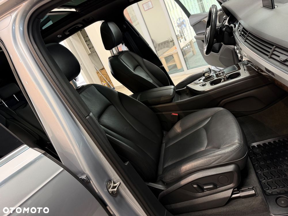 Audi Q7 - 37