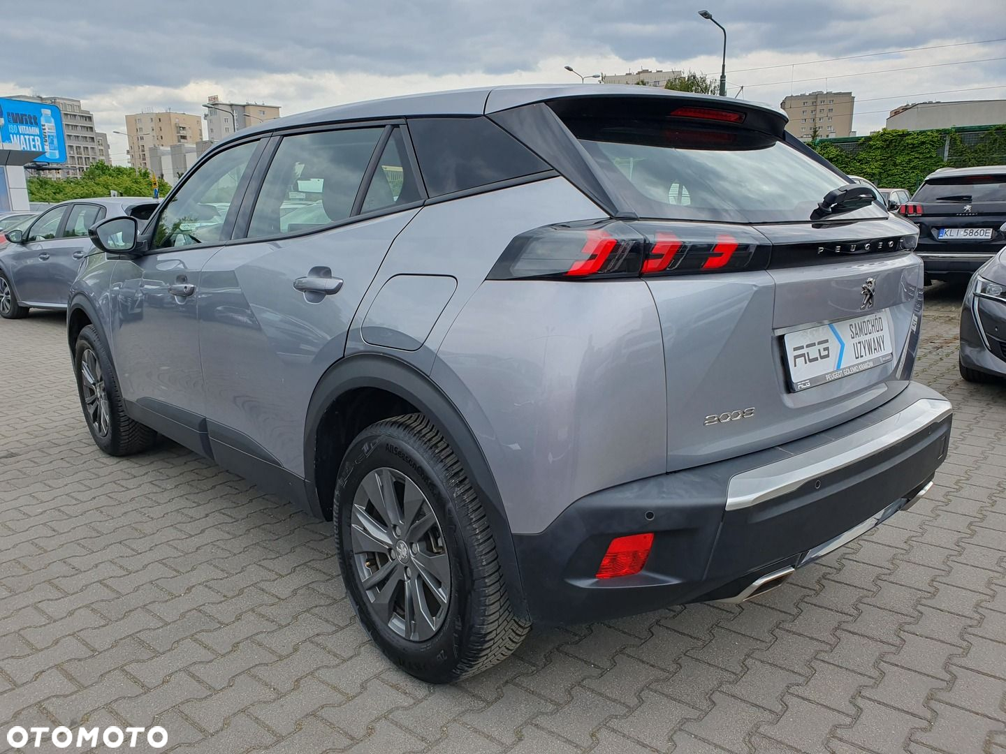 Peugeot 2008 1.2 PureTech Active Pack S&S EAT8 - 4