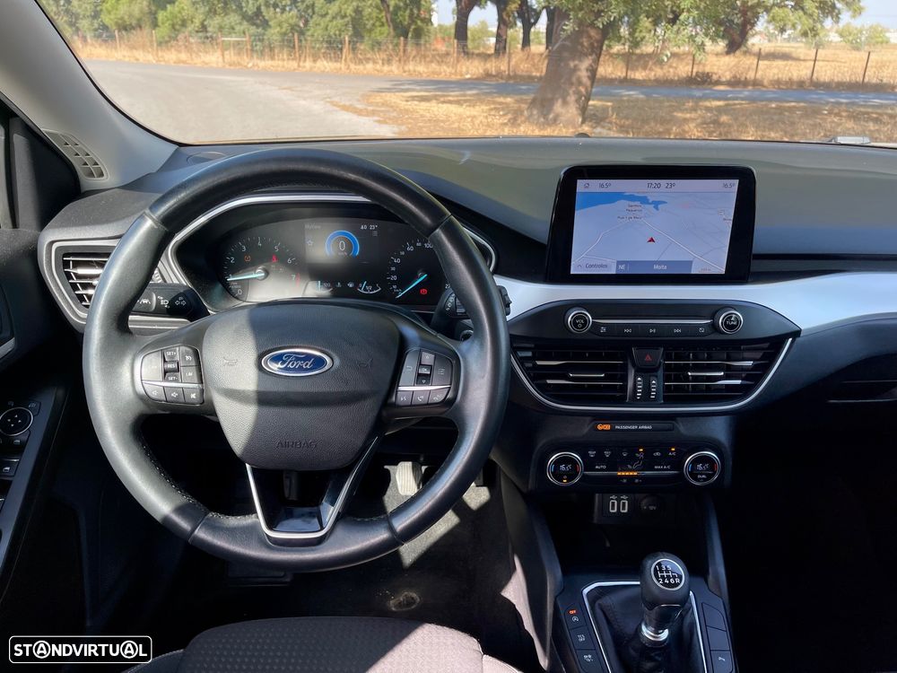 Ford Focus SW 1.0 EcoBoost S&S COOL&CONNECT - 18