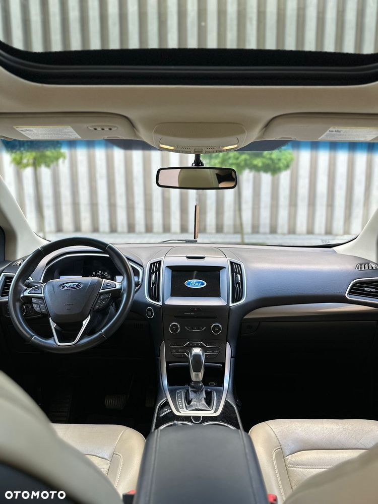 Ford Edge - 8