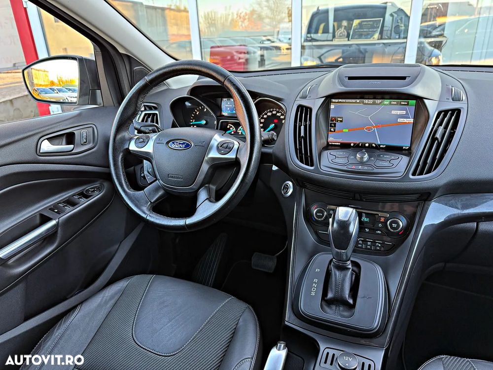 Ford Kuga 2.0 TDCi 4x4 Aut. Titanium - 9