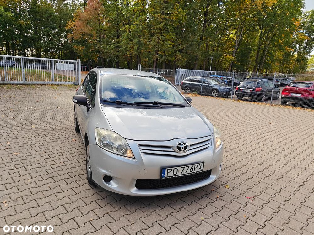 Toyota Auris 1.4 D-4D 2010 - 2