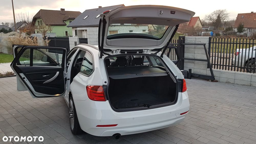 BMW Seria 3 318d Modern Line - 31