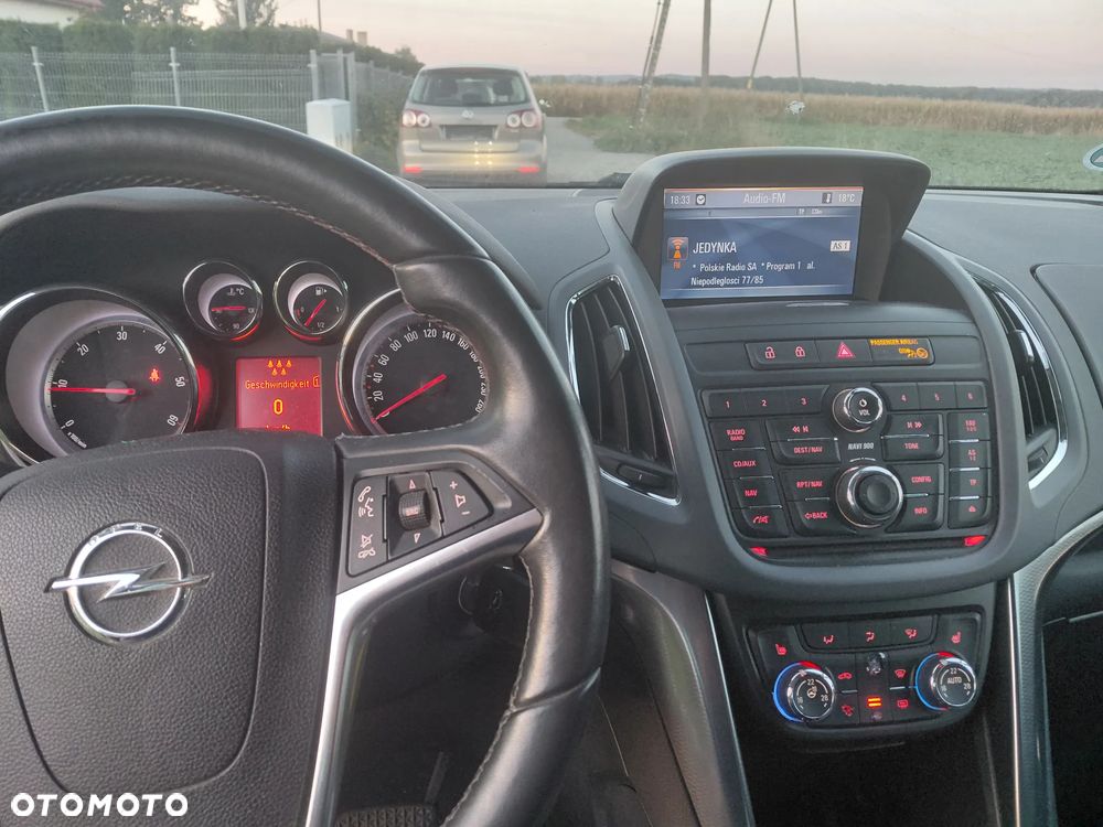Opel Zafira Tourer 2.0 CDTI Automatik Innovation - 3
