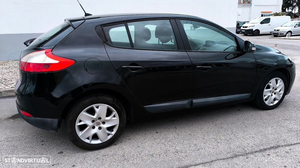 Renault Mégane ver-1-5-dci-limited - 21