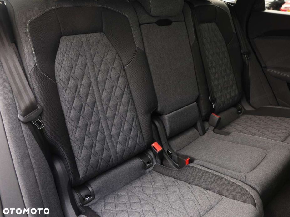 Audi Q5 Sportback - 16