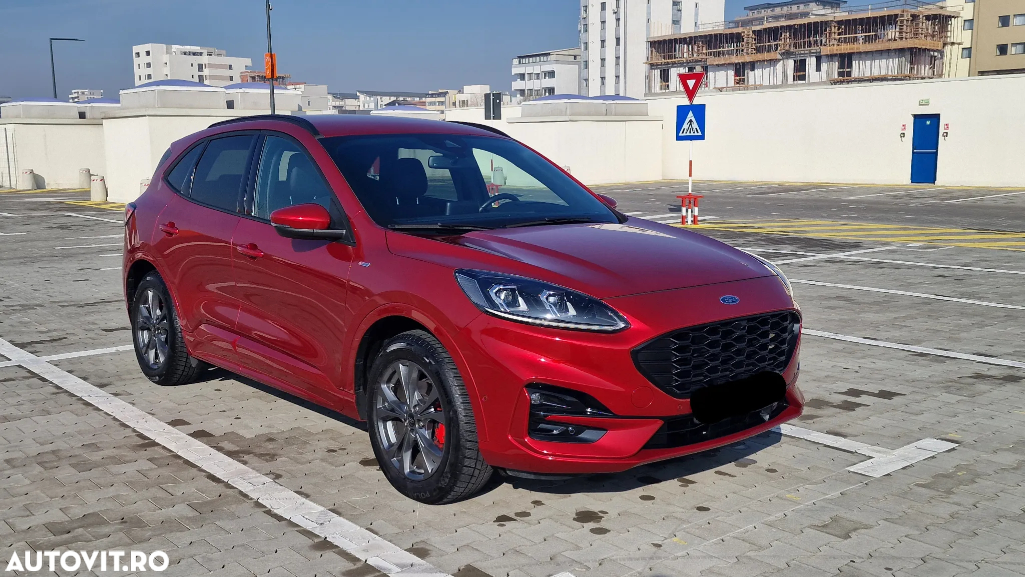 Ford Kuga - 2