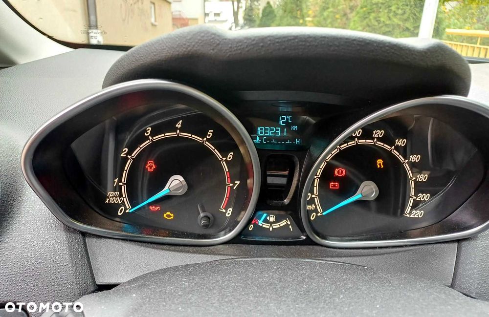 Ford Fiesta - 9