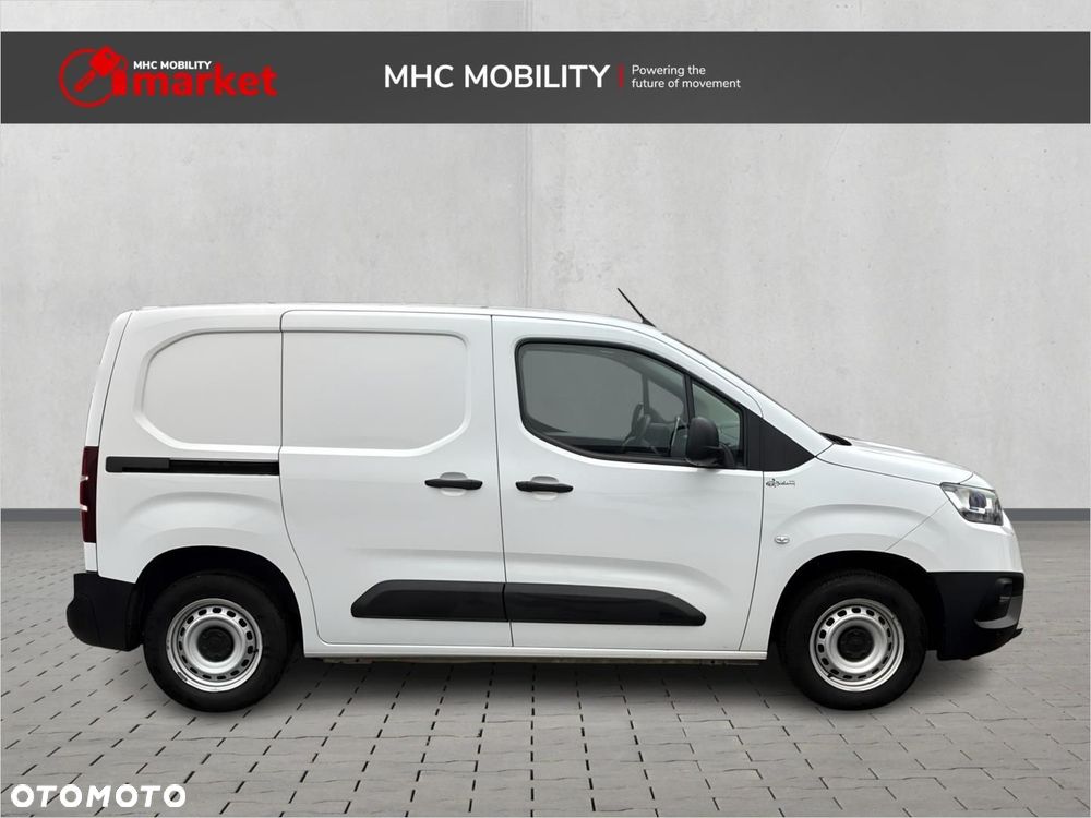 Toyota Proace City 1.2 D-4T 2,3t Active - 7
