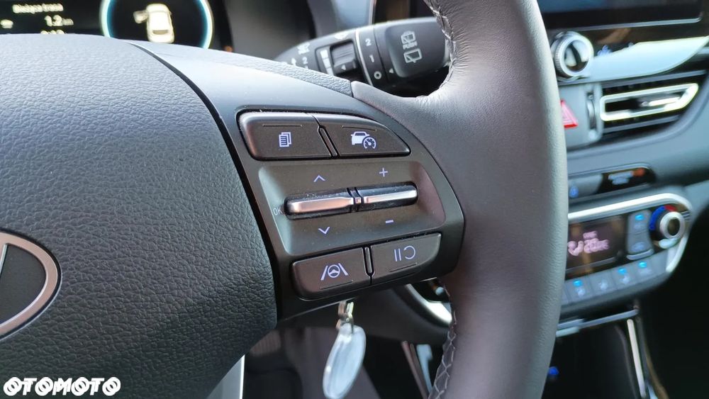 Hyundai i30 1.5 T-GDI 48V Smart - 23