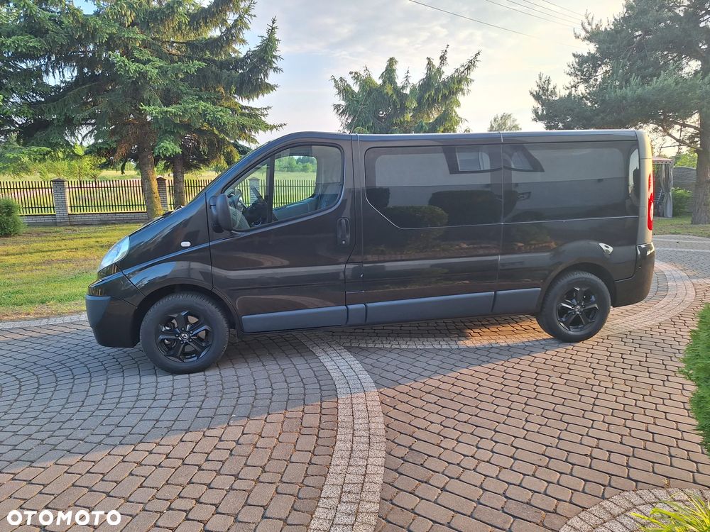 Renault Trafic FAP Grand Passenger Black Edition - 5