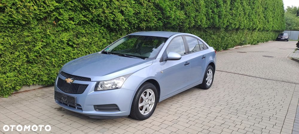 Chevrolet Cruze - 3