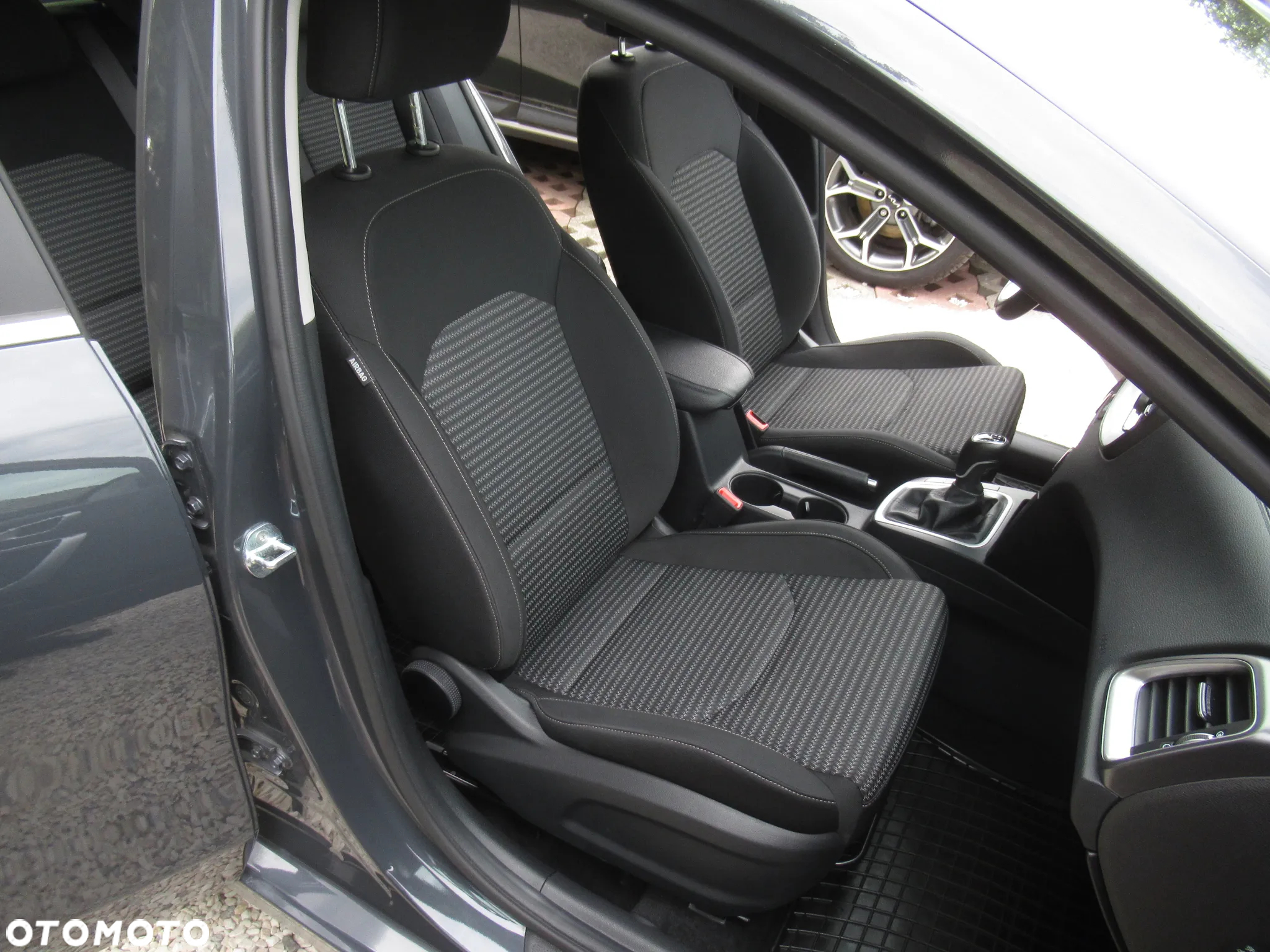 Kia Ceed 1.5 T-GDI M - 10