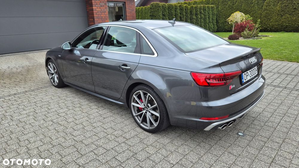 Audi S4 Limousine - 3