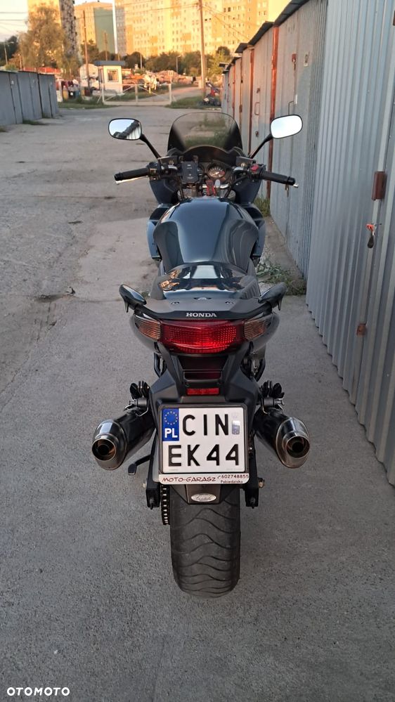 Honda CBF - 12
