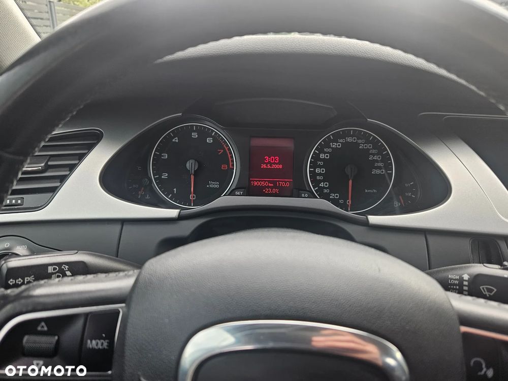 Audi A4 Avant - 15