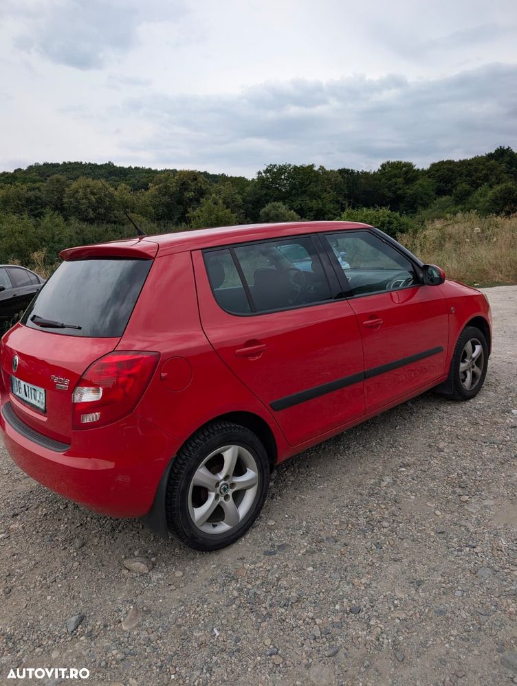 Skoda Fabia 1.2 HTP Ambiente - 5
