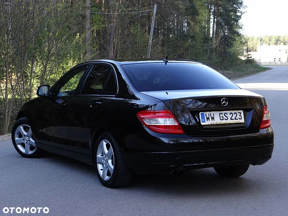 Mercedes-Benz Klasa C 180 Kompressor Automatik - 16