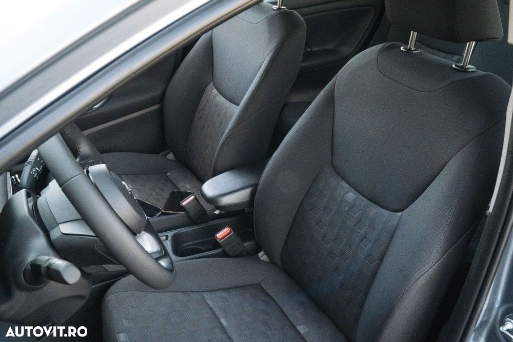 Mazda 2 - 11