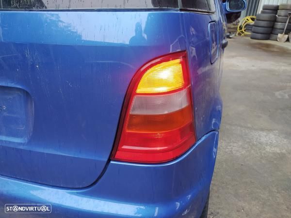 Farolim Tras Direito Painel Stop Mercedes-Benz A-Class (W168) - 1