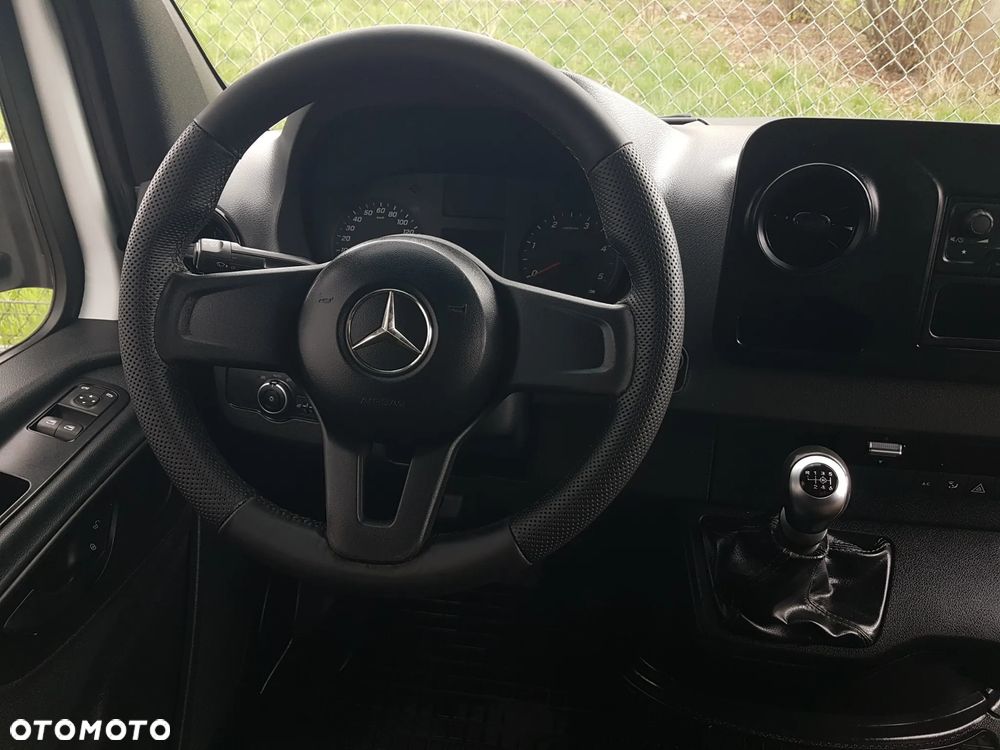 Mercedes-Benz SPRINTER 8EP KONTENER 4,11x2,15x2,30 KLIMA 314CDI MANUAL 6 BIEGÓW KRAJOWY - 28