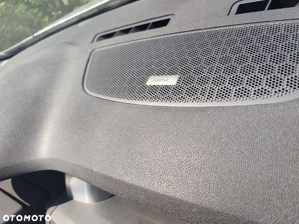 Renault Laguna 3.0 dCi V6 Initiale Euro5 - 18