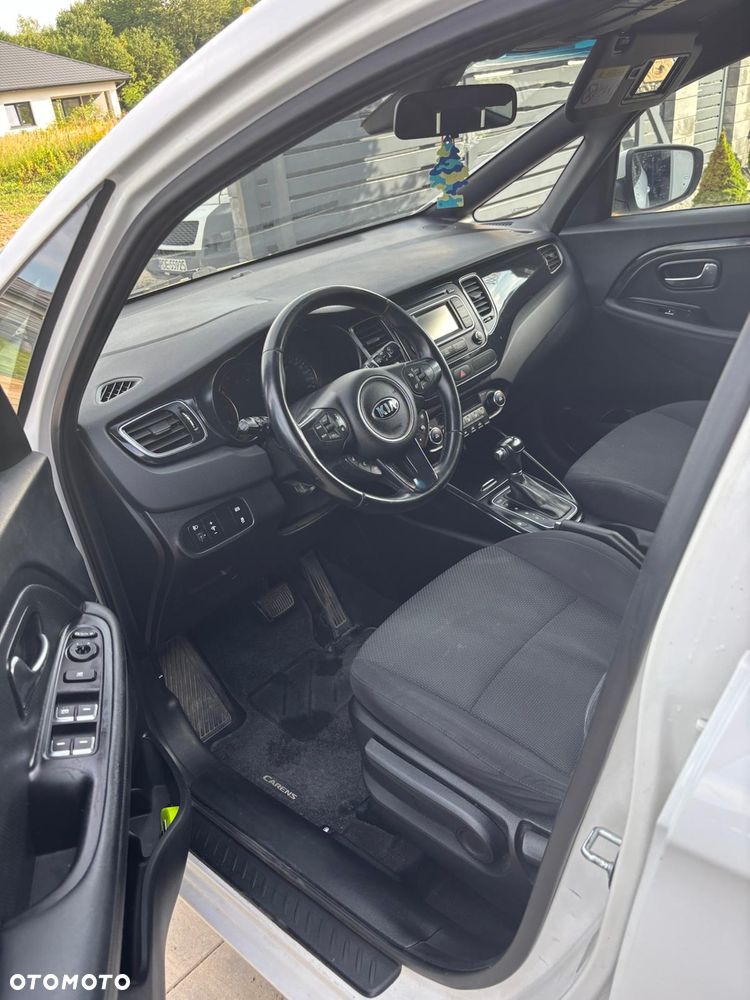 Kia Carens 1.7 CRDi L - 10
