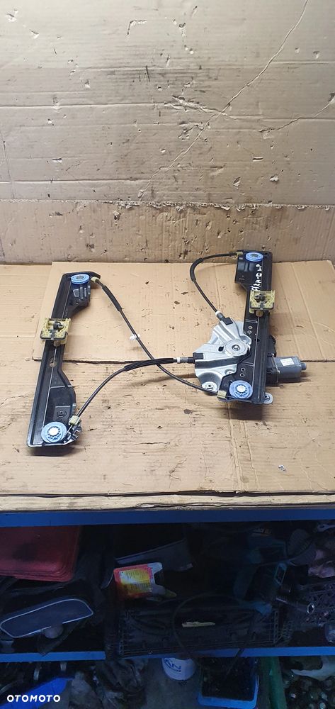 Mechanizm podnośnik szyby lewy przód przedni lewy Opel Zafira C 13260137 20951581 - 1