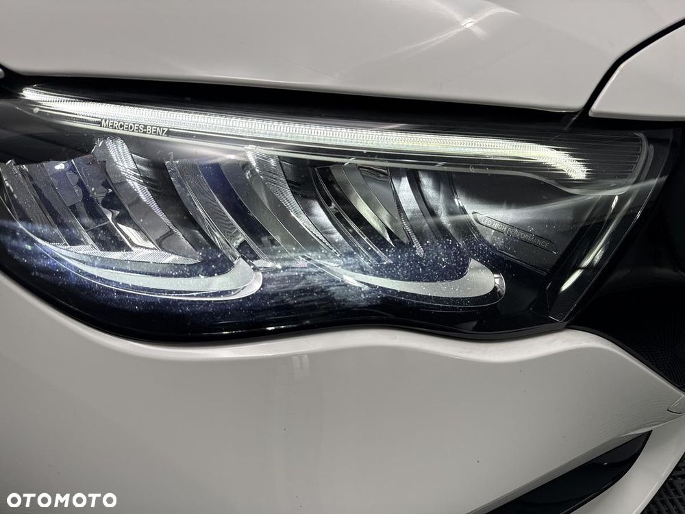 Mercedes-Benz Klasa E 200 9G-TRONIC Edition AMG Line - 27