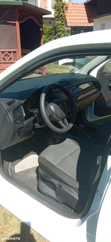 Skoda Fabia - 11