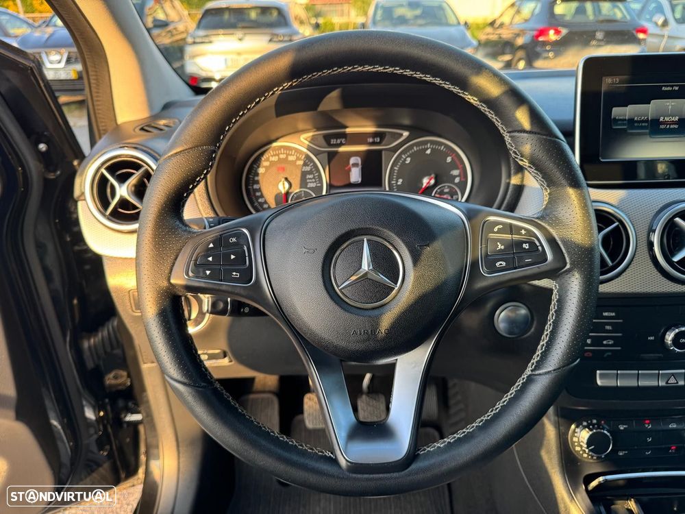 Mercedes-Benz B 180 d Urban - 20