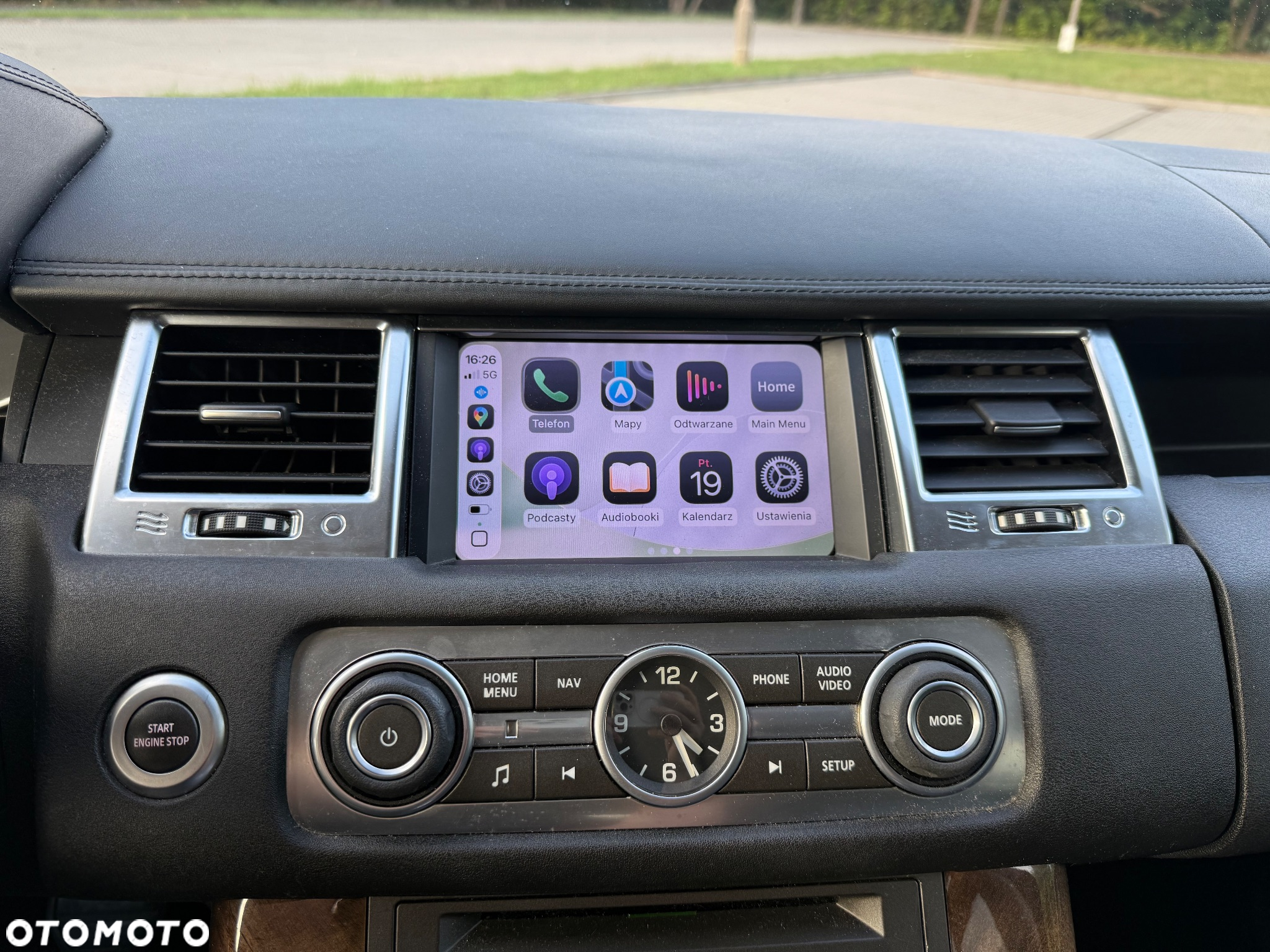 Land Rover Range Rover Sport - 36