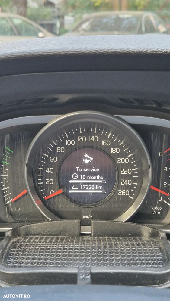 Volvo V40 D2 ECO Kinetic - 8