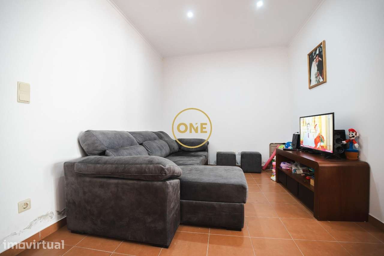 Moradia T3 com Anexo T2 e Quintal | Vila Franca do Campo - Grande imagem: 4/30