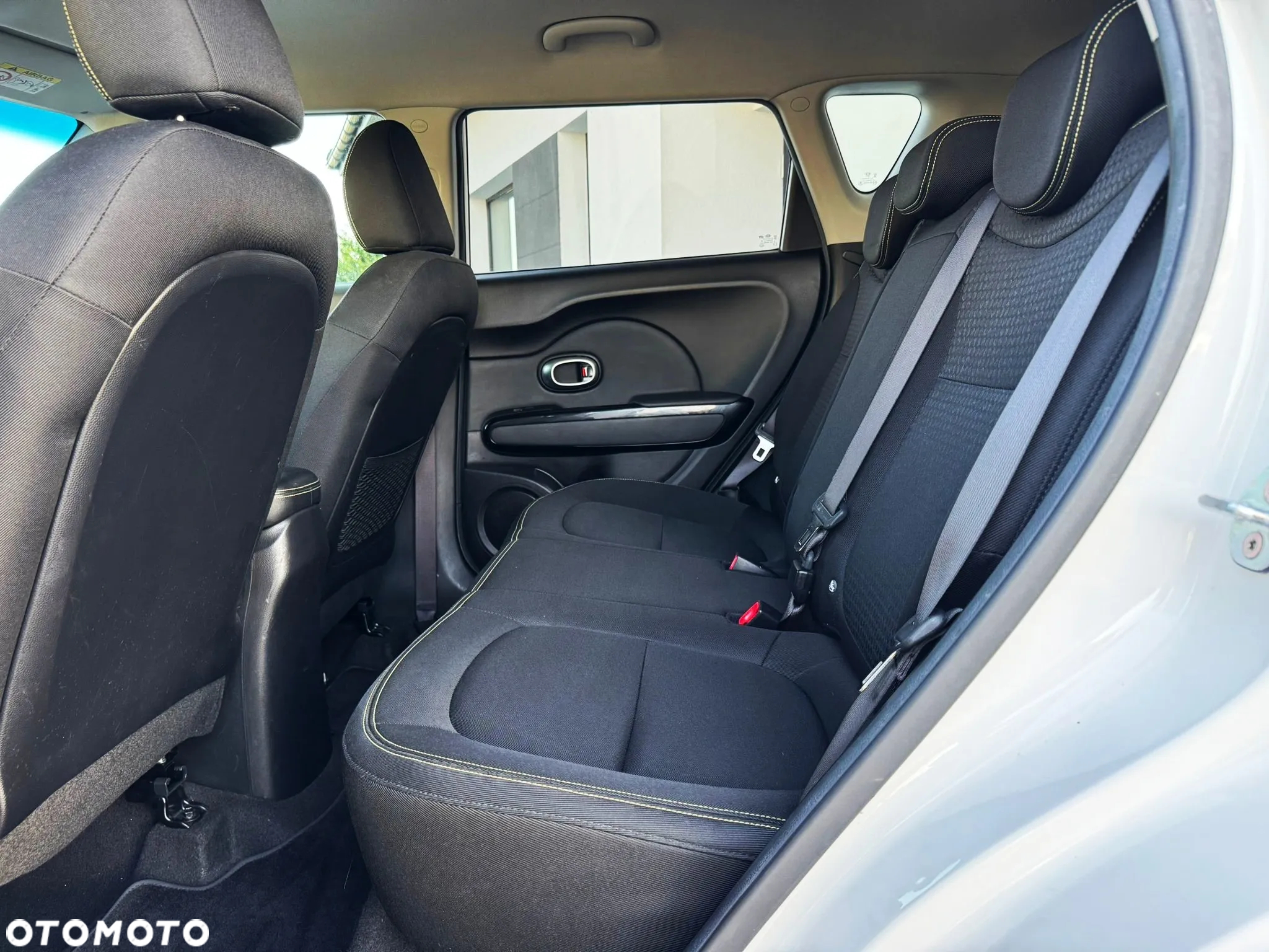 Kia Soul 1.6 GDI White&Red Edition - 24