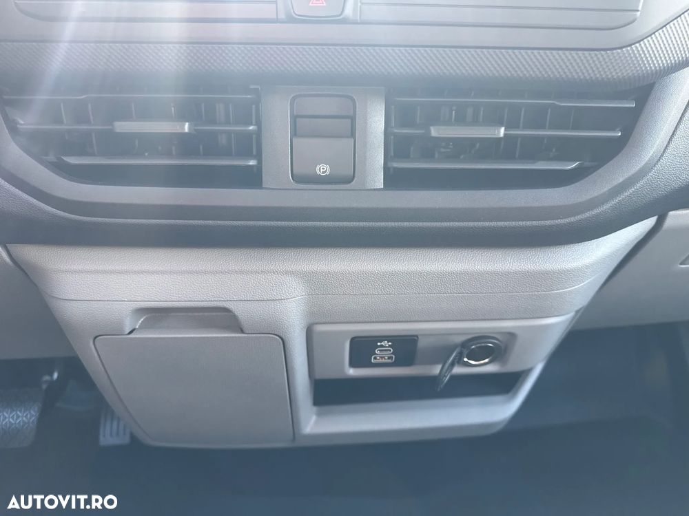 Ford Transit Custom - 16
