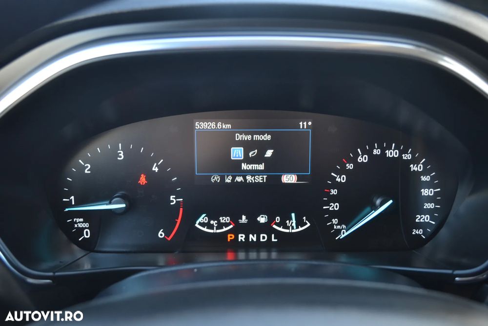 Ford Focus 1.5 EcoBlue Titanium - 11