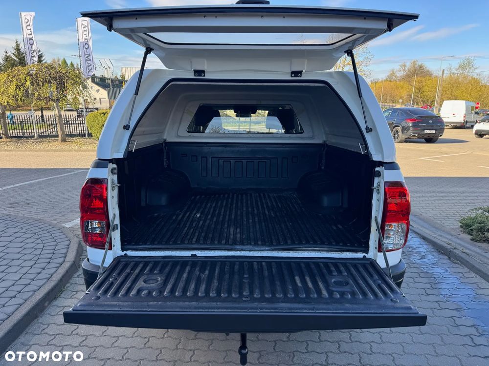 Toyota Hilux 2.4 D-4D Double Cab DLX 4x4 - 16