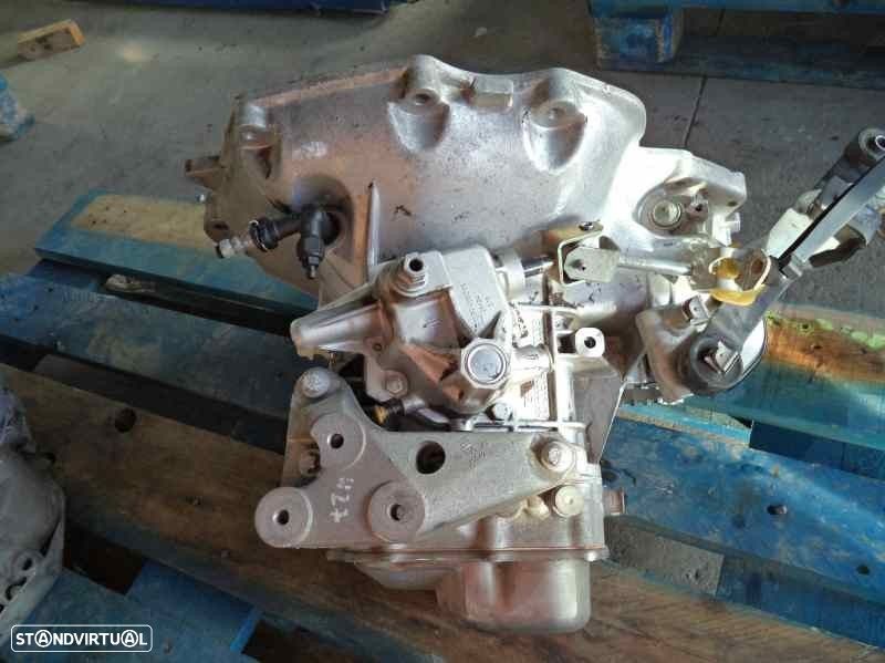 CAIXA VELOCIDADES OPEL ASTRA G FASTBACK 2002 - 3