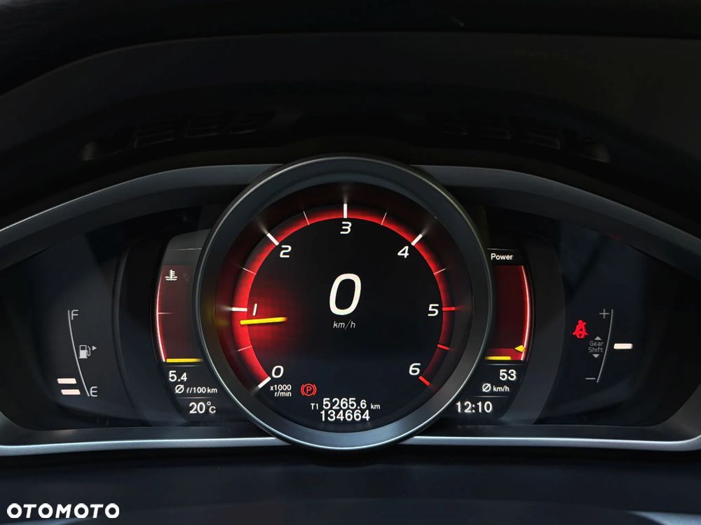 Volvo V40 Cross Country D2 Summum - 22