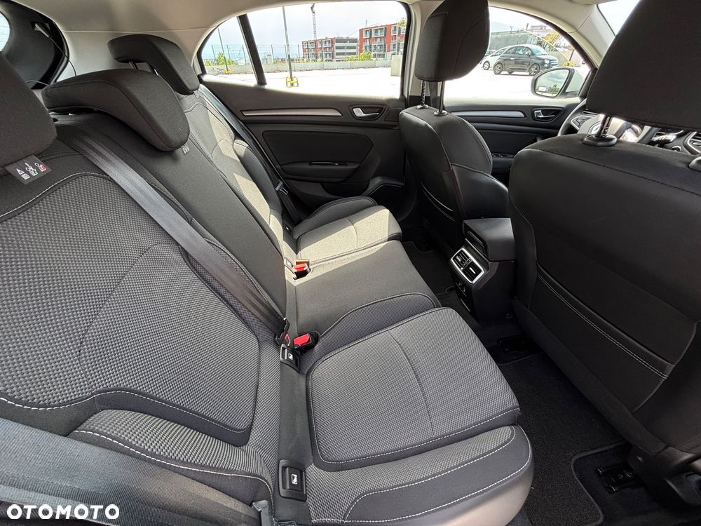 Renault Megane 1.3 TCe FAP Intens - 28
