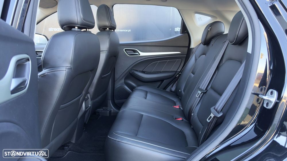 MG ZS EV 44.5 kWh Luxury - 27