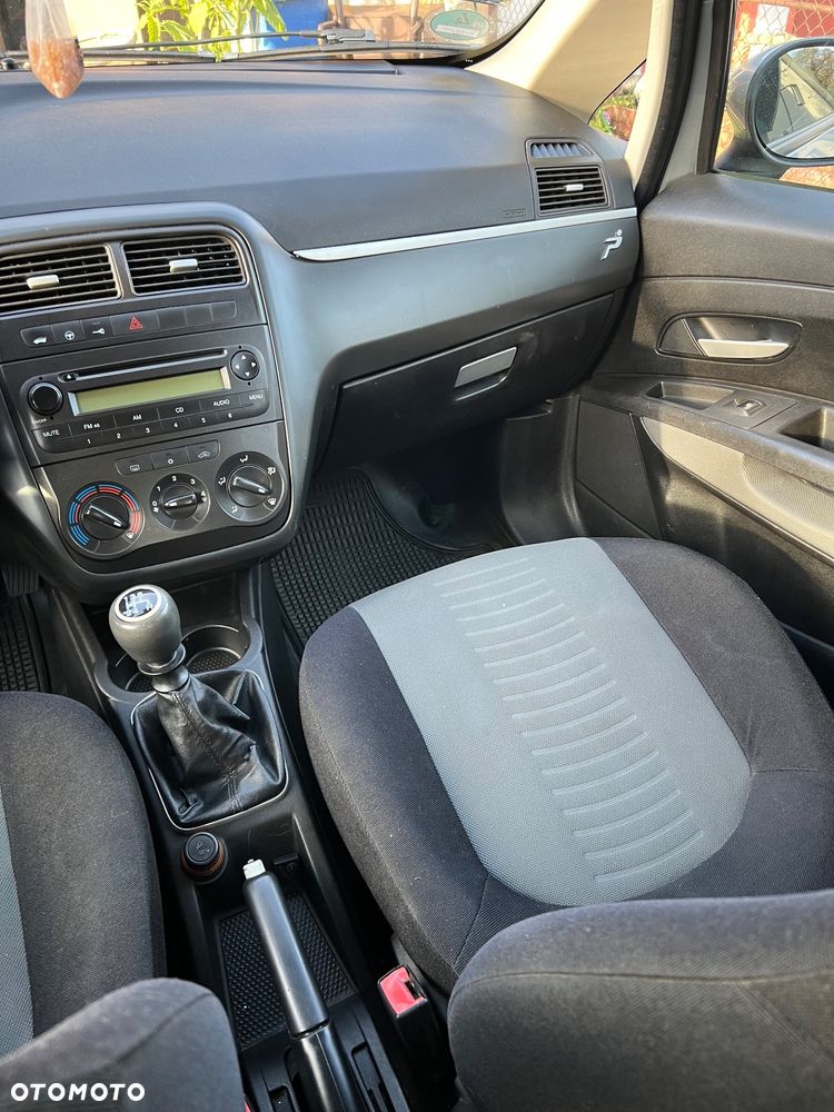 Fiat Grande Punto 1.2 8V Active - 6