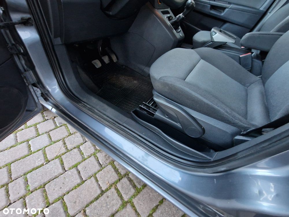 Opel Zafira 1.8 Elegance - 12