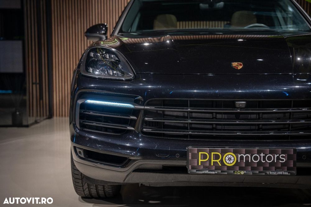 Porsche Cayenne Coupe - 5