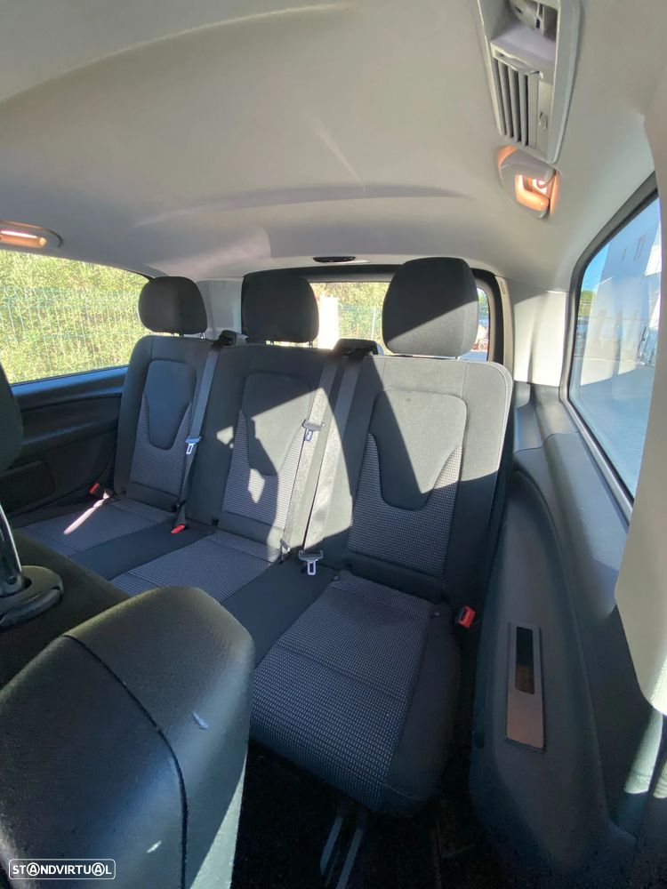 Mercedes-Benz V 220 - 8